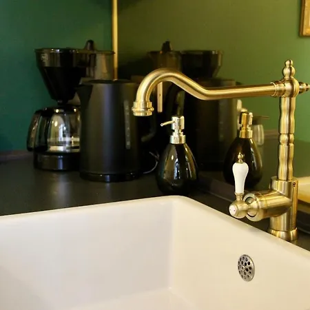 Zauberhafte Mit Hogwarts-feeling Und Terrasse * 杜伊斯堡