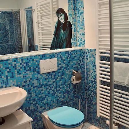 Zauberhafte Mit Hogwarts-feeling Und Terrasse Duisburg