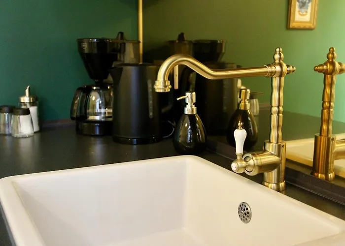 Zauberhafte Mit Hogwarts-feeling Und Terrasse * 杜伊斯堡