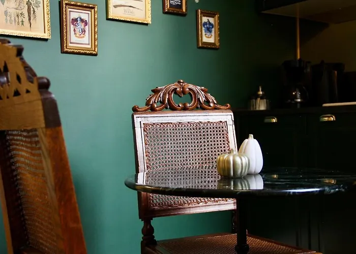 Zauberhafte Mit Hogwarts-feeling Und Terrasse * 杜伊斯堡