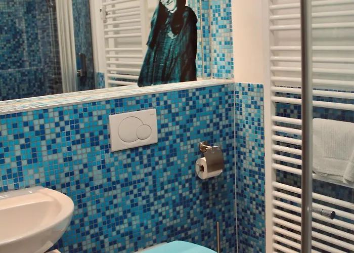 Zauberhafte Mit Hogwarts-feeling Und Terrasse 杜伊斯堡